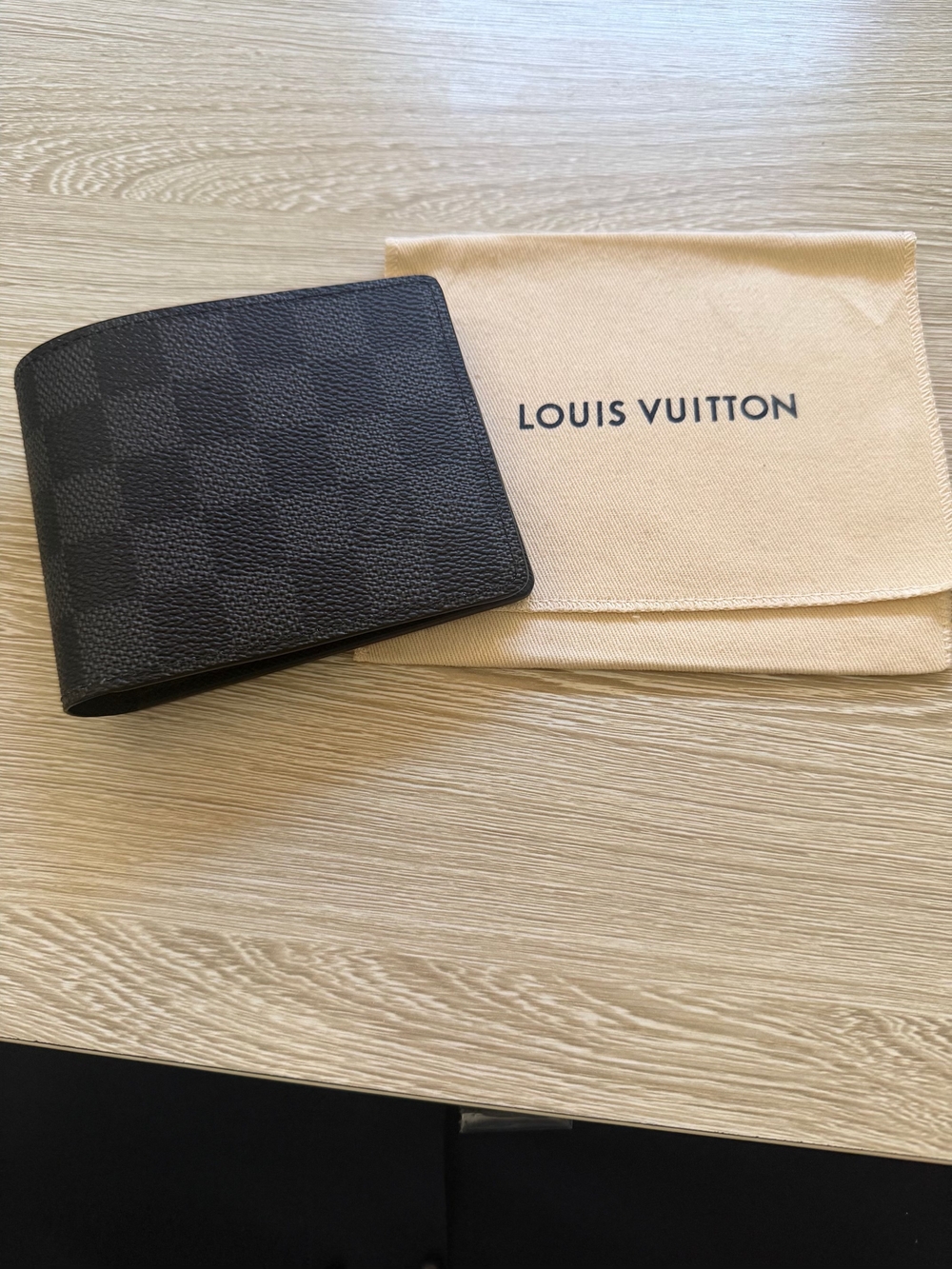 Louis Vuitton Damier Graphite Bi-Fold Wallet - Black